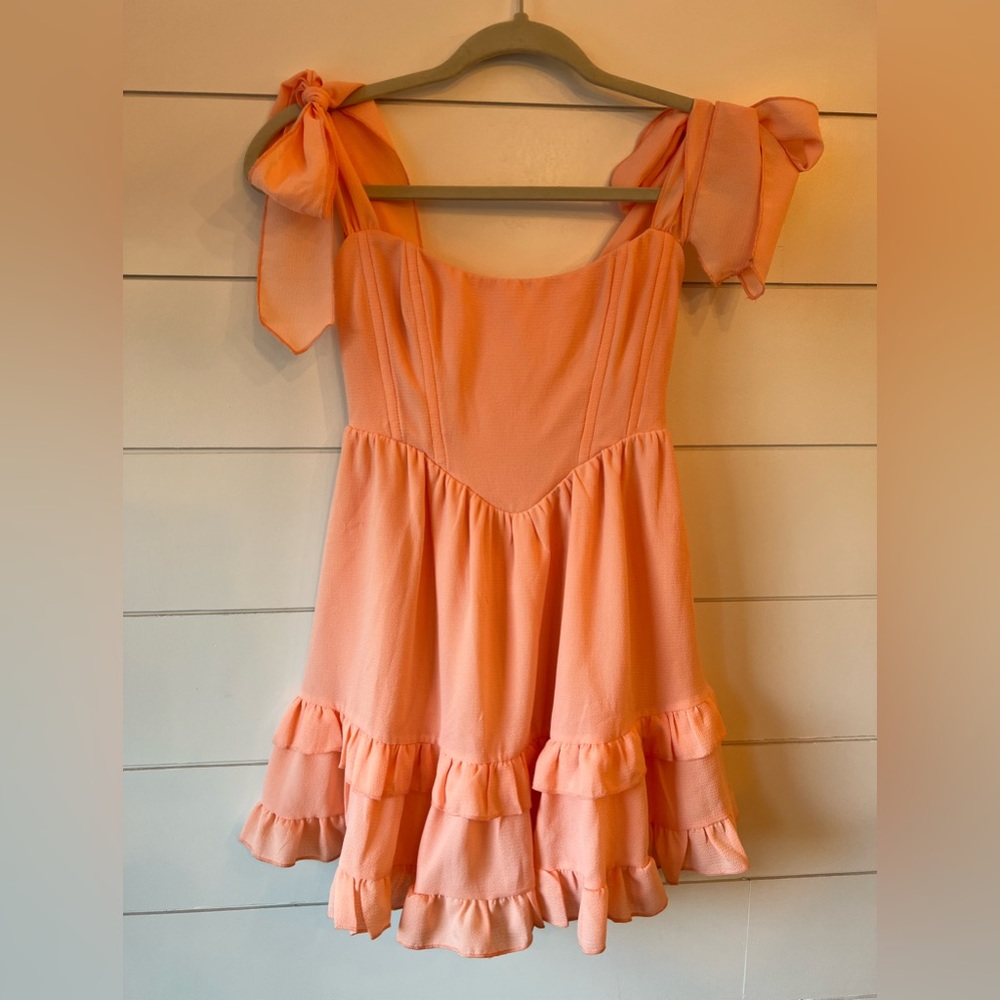 Lucy in the Sky size XS peach tie shoulder dress NWOT